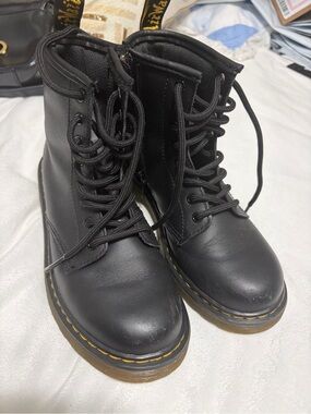 Girls’ Dr Martens